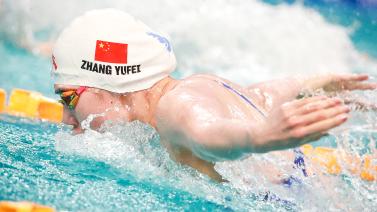 国际雪联自由式滑雪世界杯：中国队获得空中技巧团体赛季总冠军.