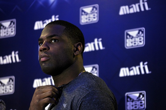 天体预测英超：曼城12海鸥，阿森纳12切尔西，莱斯特01曼联.